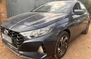 Hyundai i20 2021 Gray