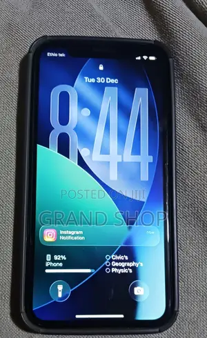 Apple iPhone 11 64 GB Black