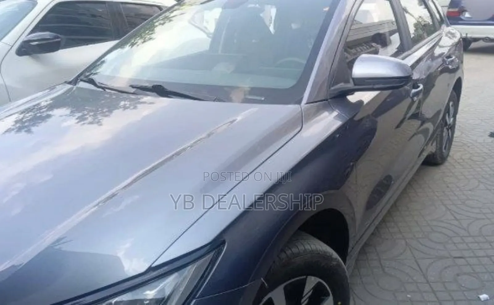 BYD E2 43 kWh 94 hp FWD 2025 Silver