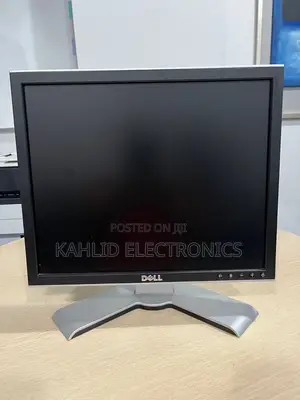 2500 Birr Dell 17 Inch Monitor With Power Cabel and Vga