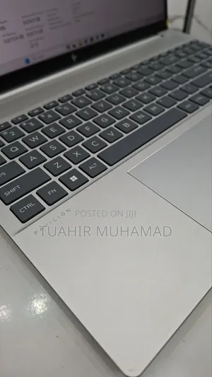 New Laptop HP Pavilion 15 16GB Intel Core I7 SSD 1T