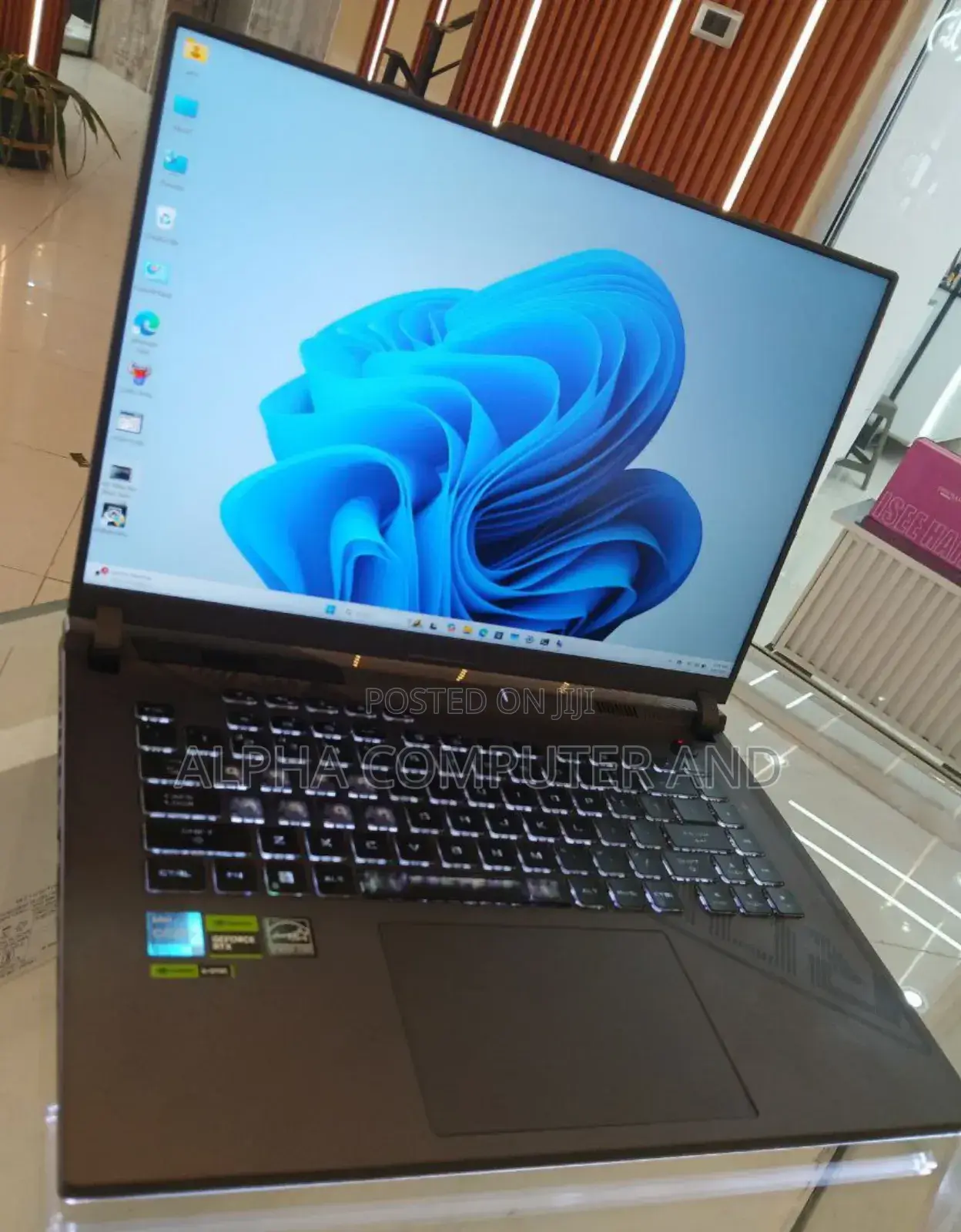 New Laptop Asus ROG Strix G16 G614 16GB Intel Core I7 SSD 1T