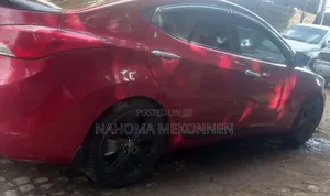 Hyundai Avante 2014 Red