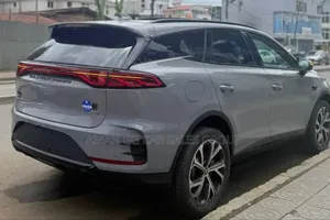 New BYD Sealion 7 EV 2025 Purple