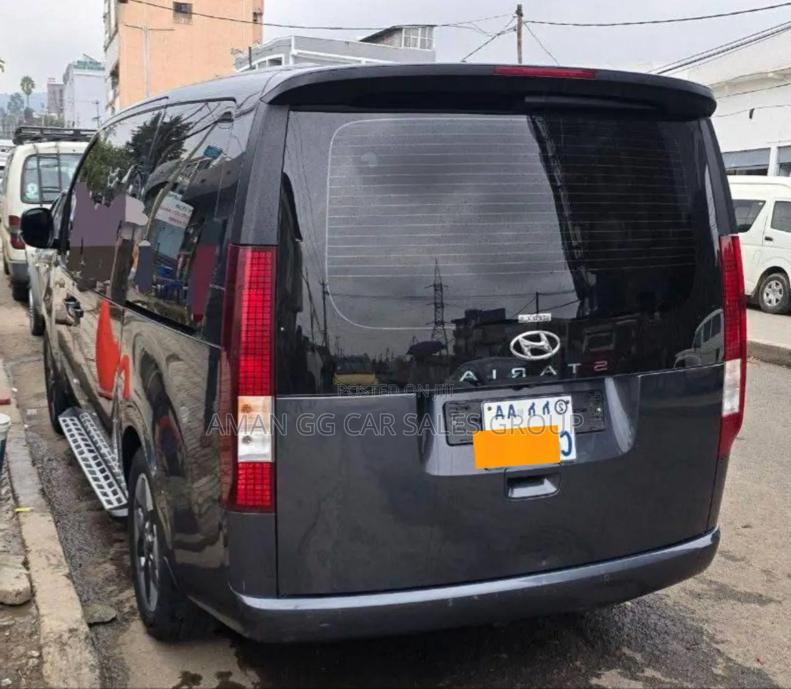 Hyundai Staria 2023 Black