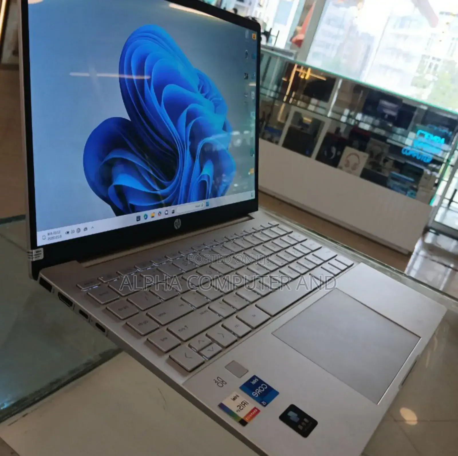 New Laptop HP Pavilion 15 16GB Intel Core I7 SSD 512GB