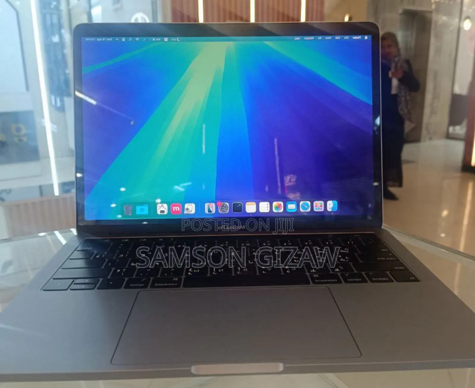 New Laptop Apple MacBook Pro 2019 8GB Intel Core I5 SSD 512GB