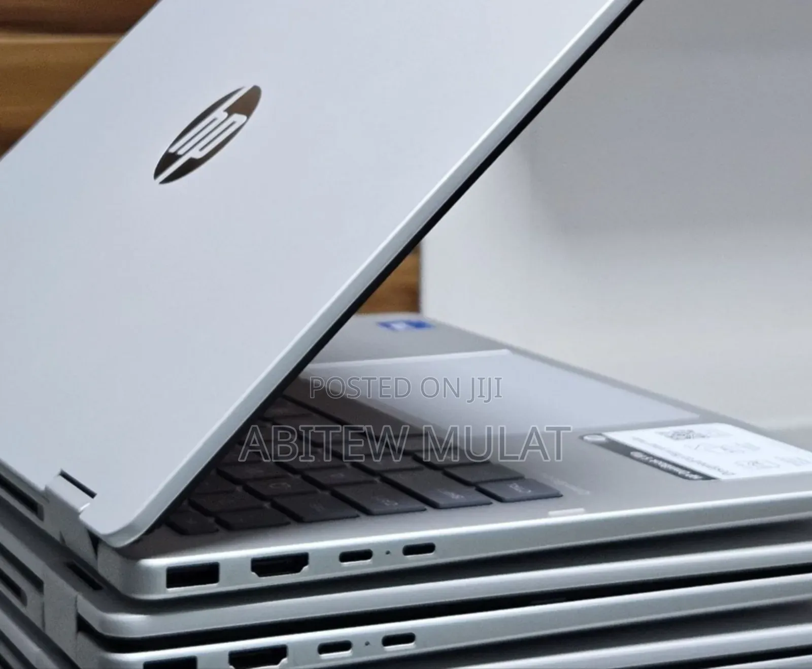 New Laptop HP OmniBook 5 14" 8GB Intel Core I5 SSD 512GB