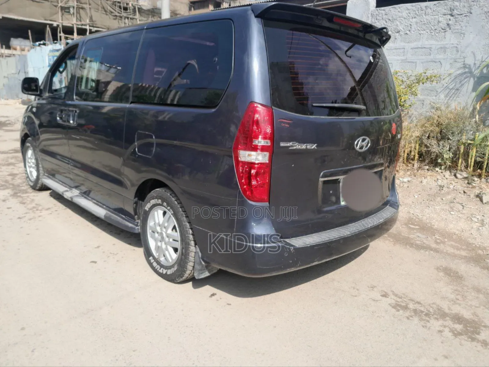 Hyundai H1 2017 Black