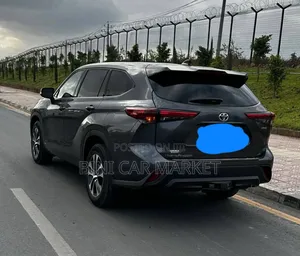 Toyota Highlander Hybrid 2021 Gray