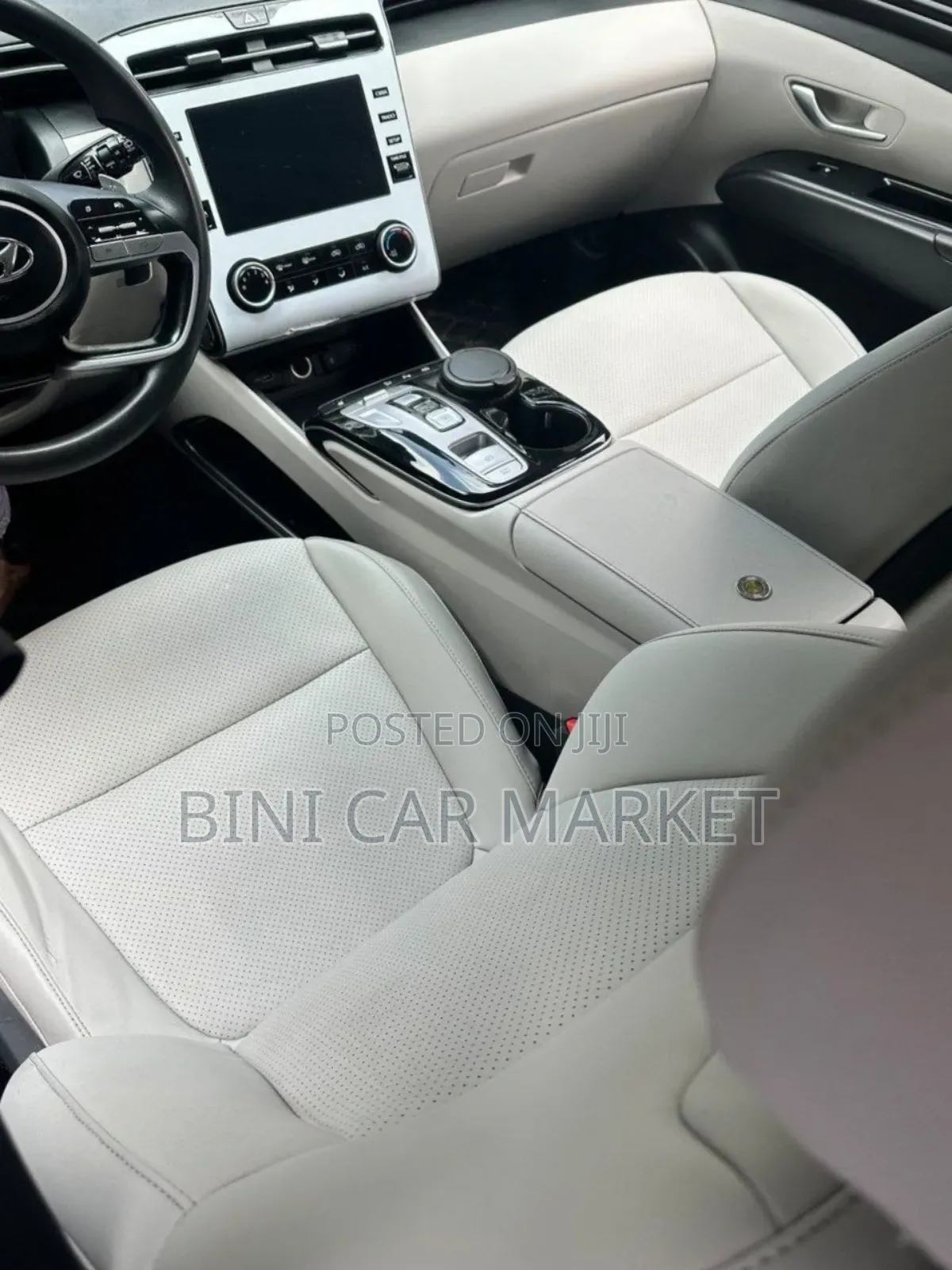 Hyundai Tucson XRT 2022 Gray