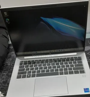New Laptop HP EliteBook 840 G10 16GB Intel Core I7 SSD 512GB