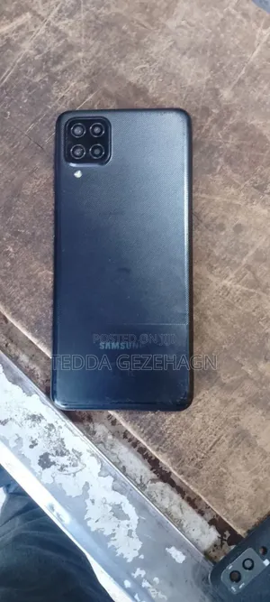 Samsung Galaxy A12 64 GB Black