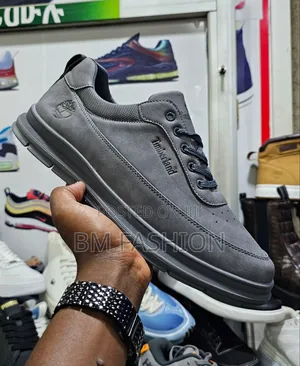 Timberland Men's Flat Sneakers (With Free Delivery )