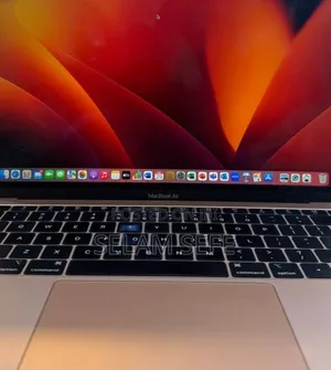 New Laptop Apple MacBook Pro 2019 8GB Intel Core I5 SSD 256GB