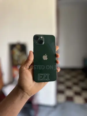 Apple iPhone 13 256 GB Green