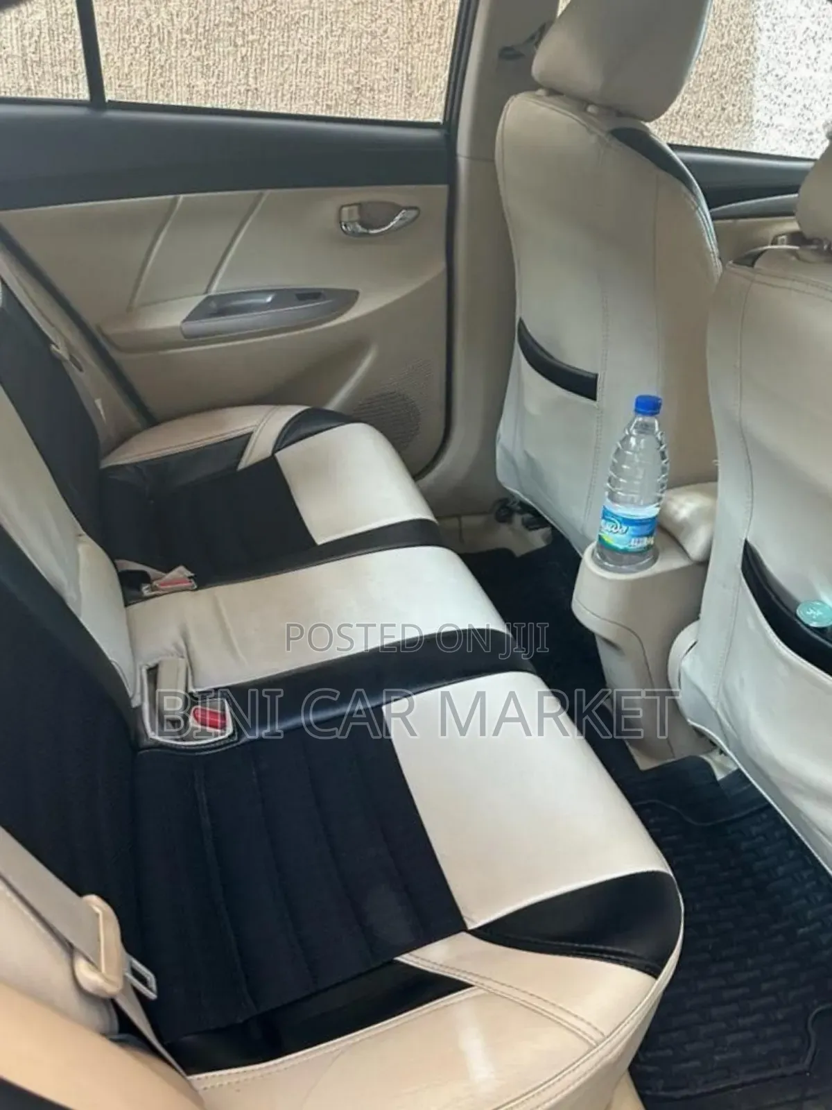 Toyota Yaris 2014 Black