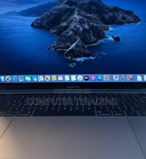 New Laptop Apple MacBook Pro 2019 32GB Intel Core I9 SSD 512GB
