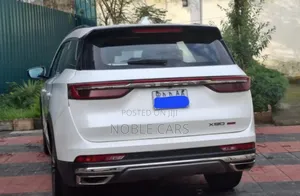 Jetour X70 Plus 1.5 7-Seater FWD 2022 Ivory