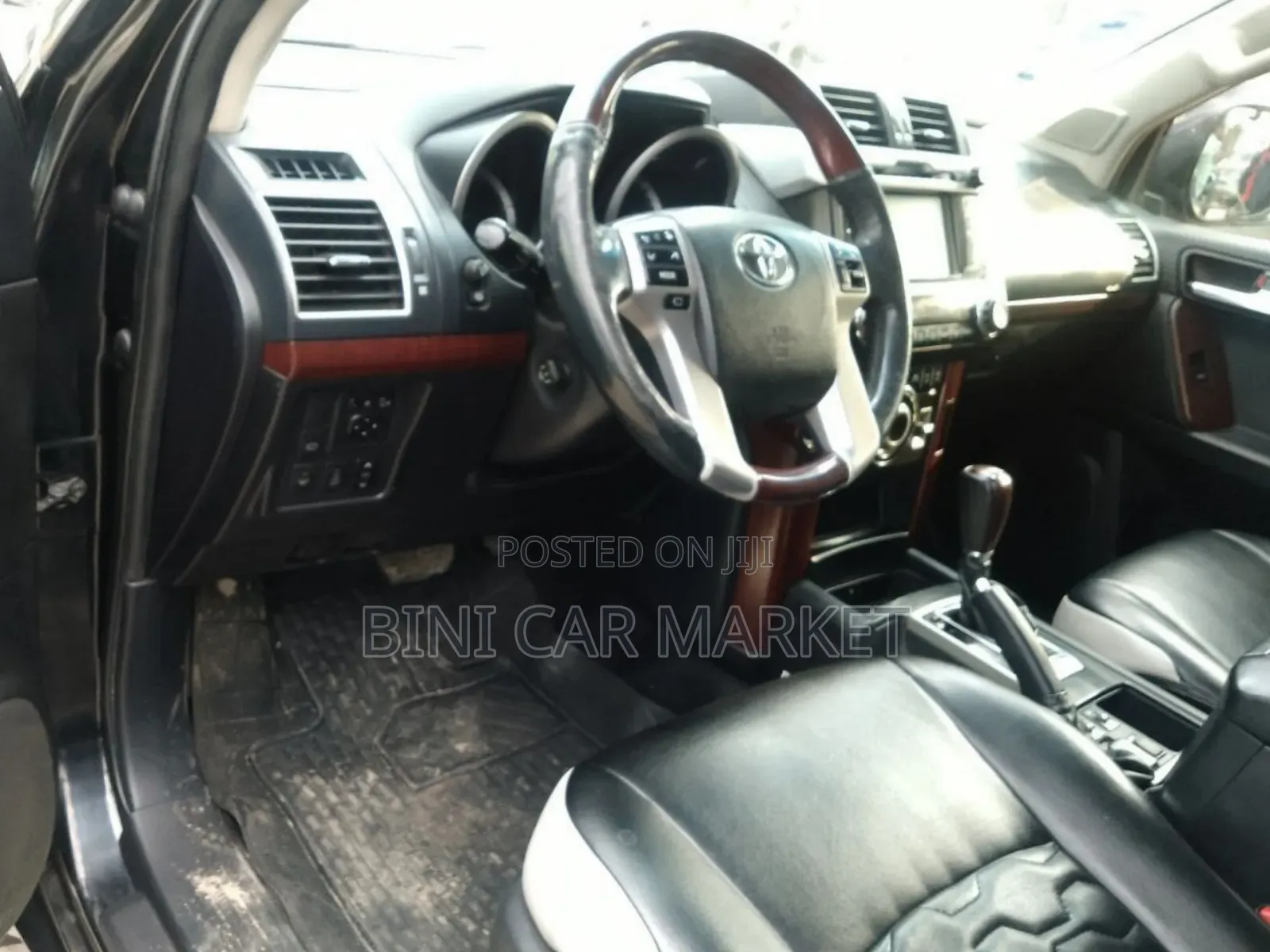 Toyota Land Cruiser Prado 2012 Black