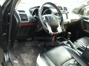 Toyota Land Cruiser Prado 2012 Black