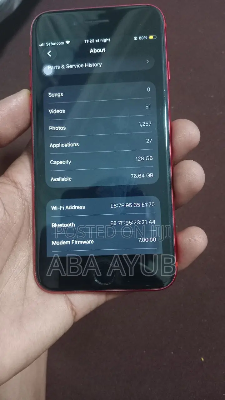 Apple iPhone SE (2020) 128 GB Red