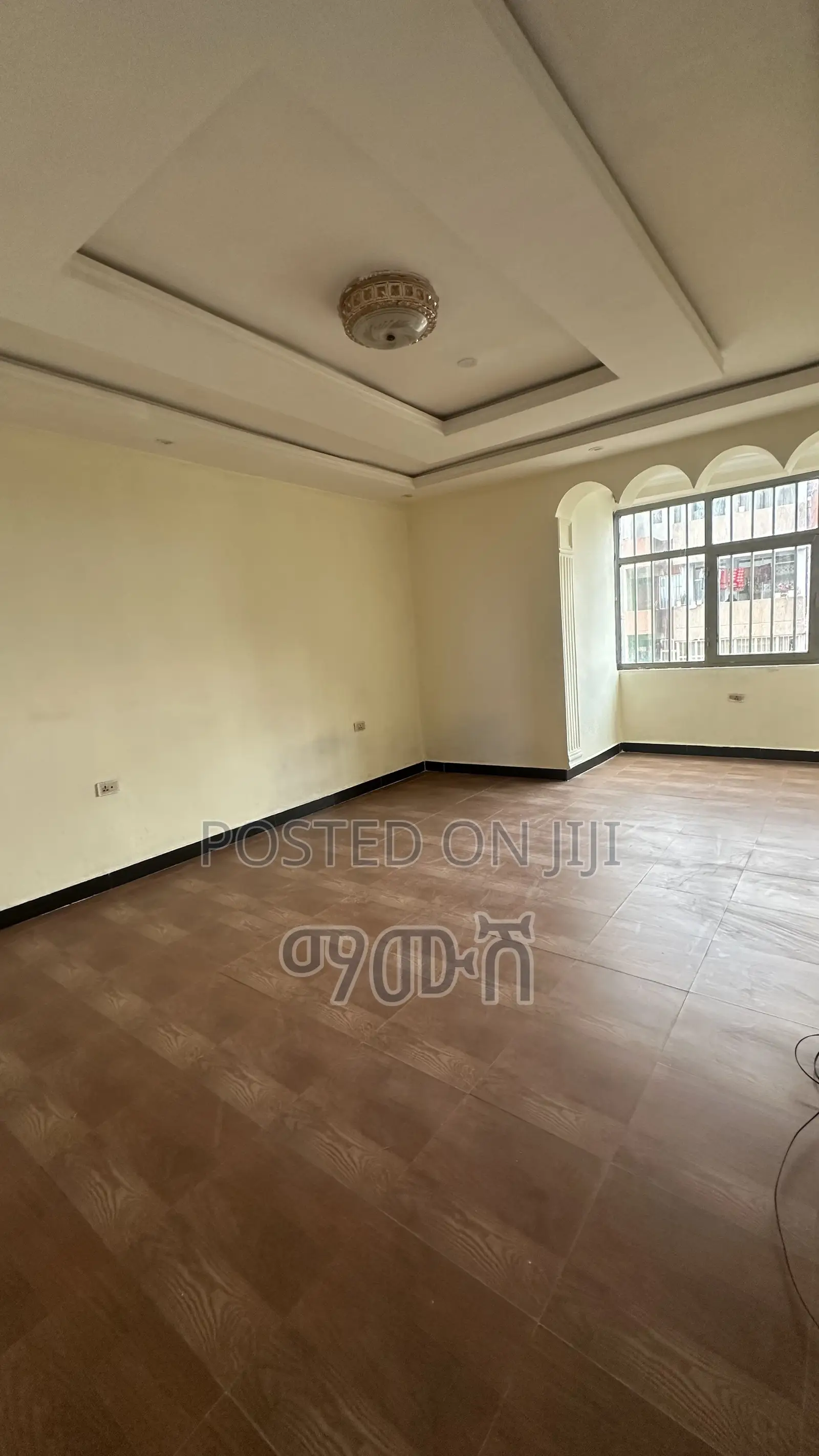 Furnished 3bdrm Condo in አዲስ አበባ ቦሌ አራብሳ, Bole for sale