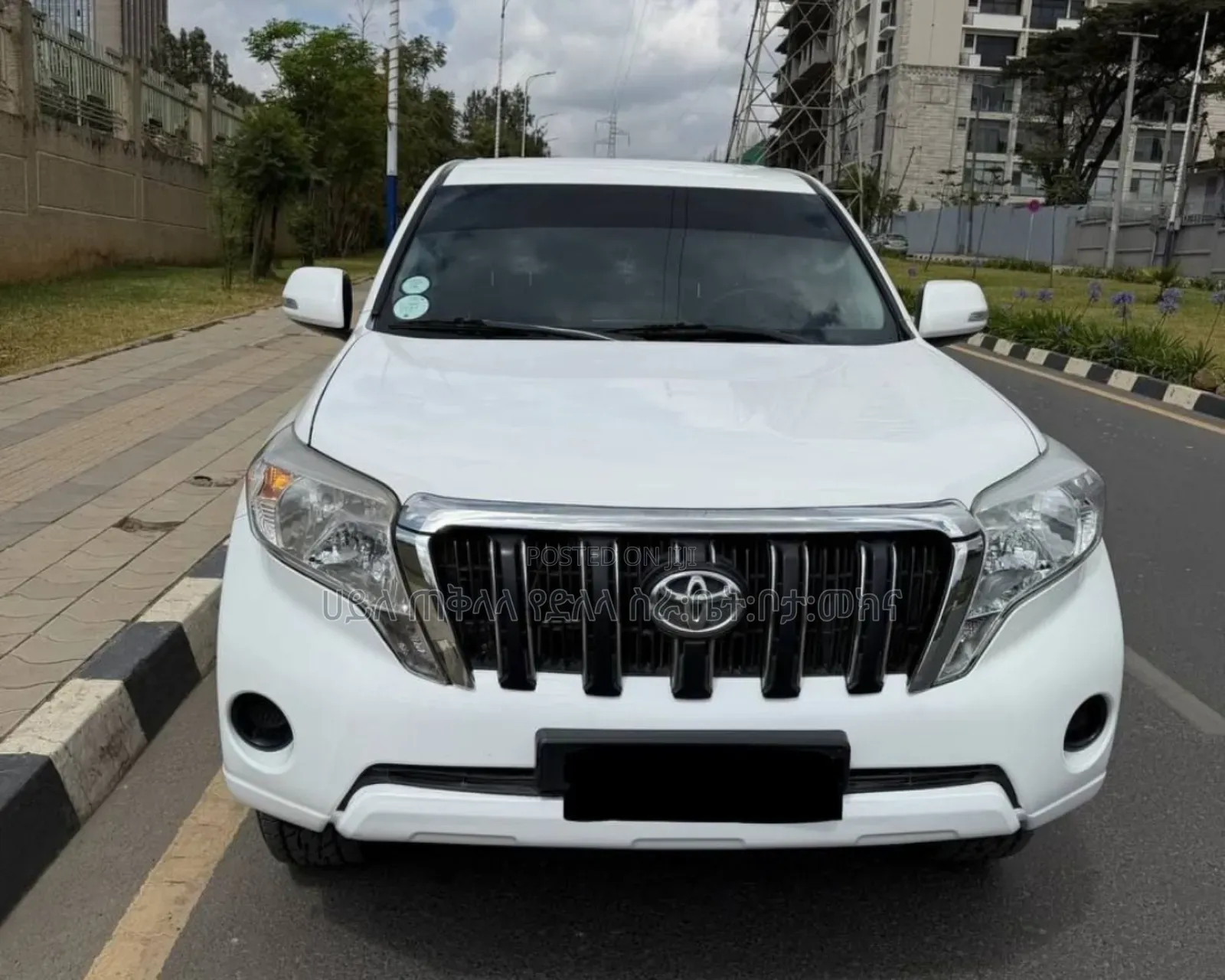 Toyota Land Cruiser Prado 2016 Ivory
