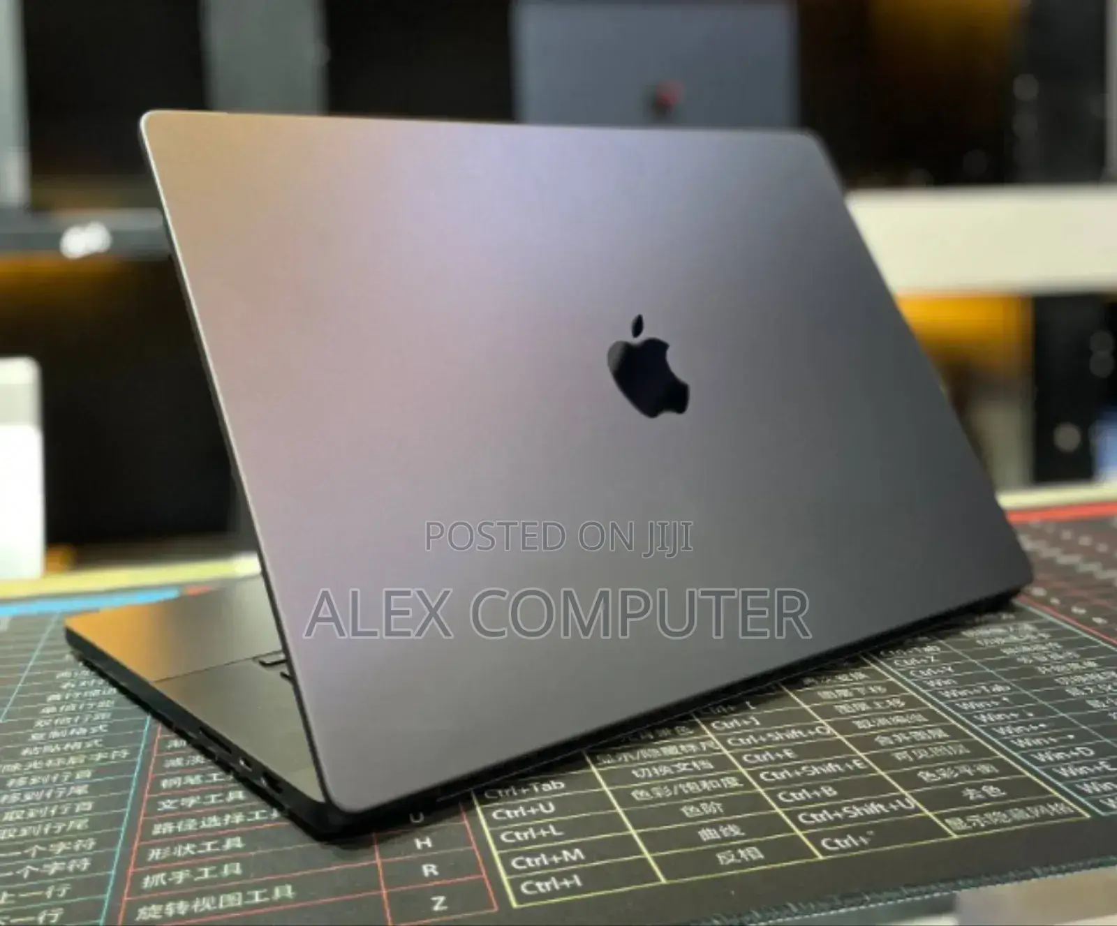 New Laptop Apple MacBook Pro 48GB Apple M4 Pro SSD 2T