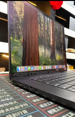 New Laptop Apple MacBook Pro 48GB Apple M4 Pro SSD 2T