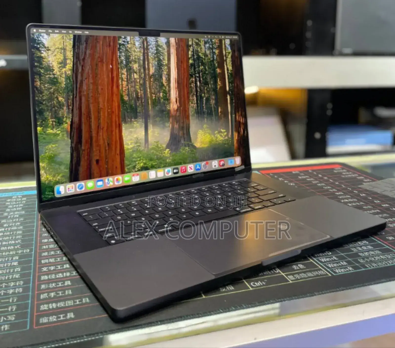 New Laptop Apple MacBook Pro 48GB Apple M4 Pro SSD 2T