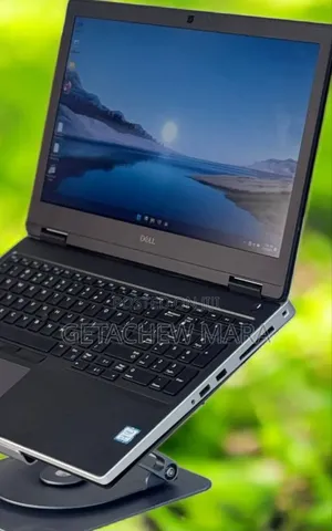 New Laptop Dell Precision 5540 32GB Intel Core I7 SSD 512GB