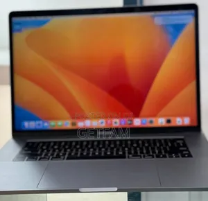 New Laptop Apple MacBook Pro 2019 32GB Intel Core I9 SSD 512GB