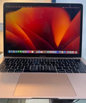 New Laptop Apple MacBook Pro 2019 8GB Intel Core I5 SSD 256GB