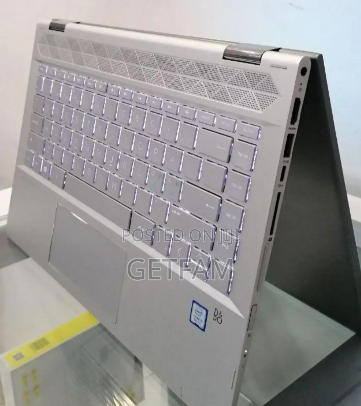 New Laptop HP Envy X360 8GB Intel Core I5 SSD 256GB