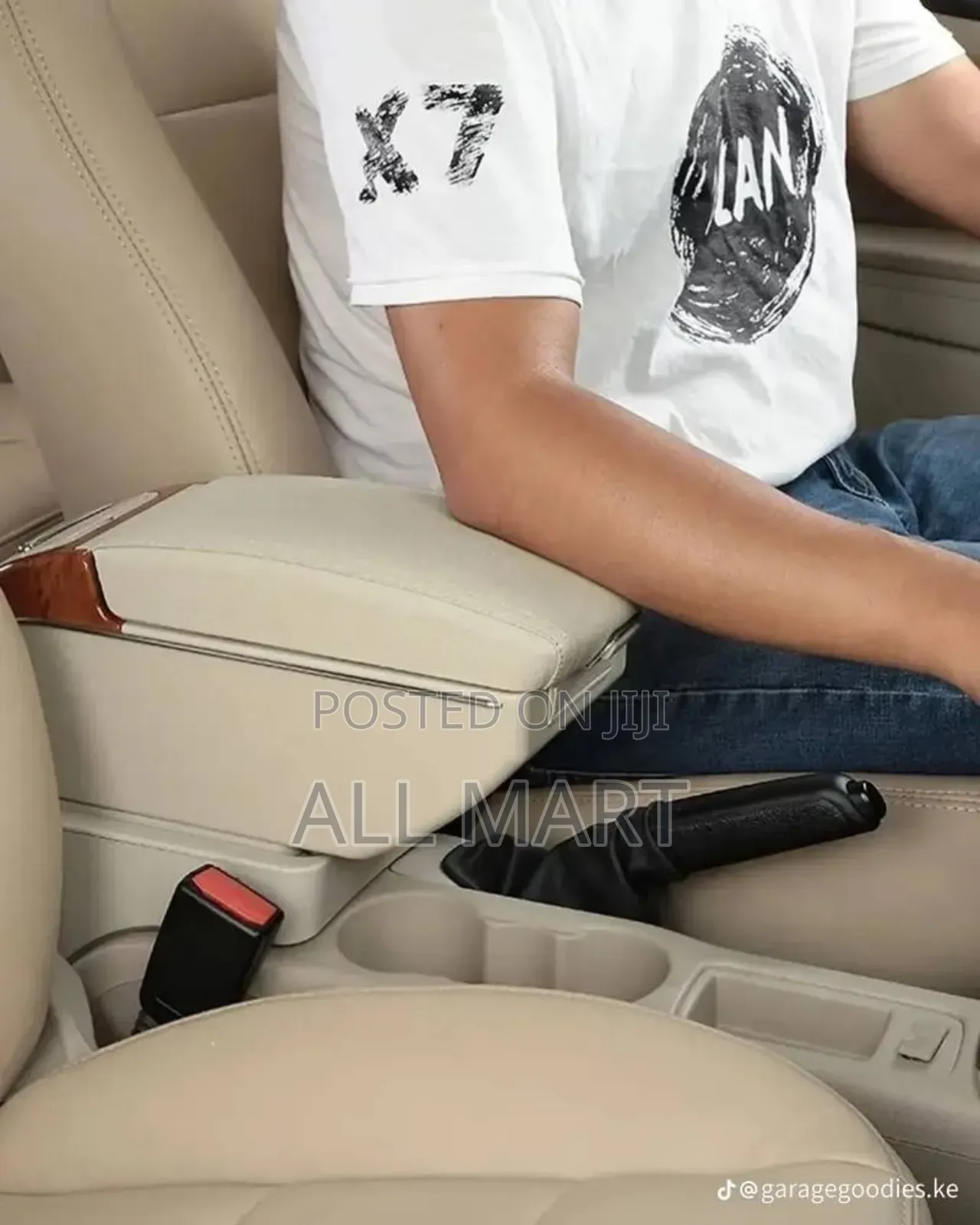 የመኪና Armset Available