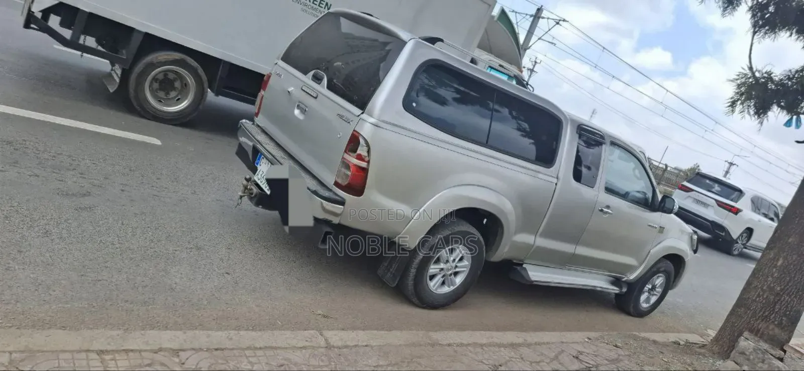 Toyota Hilux 2013 Silver