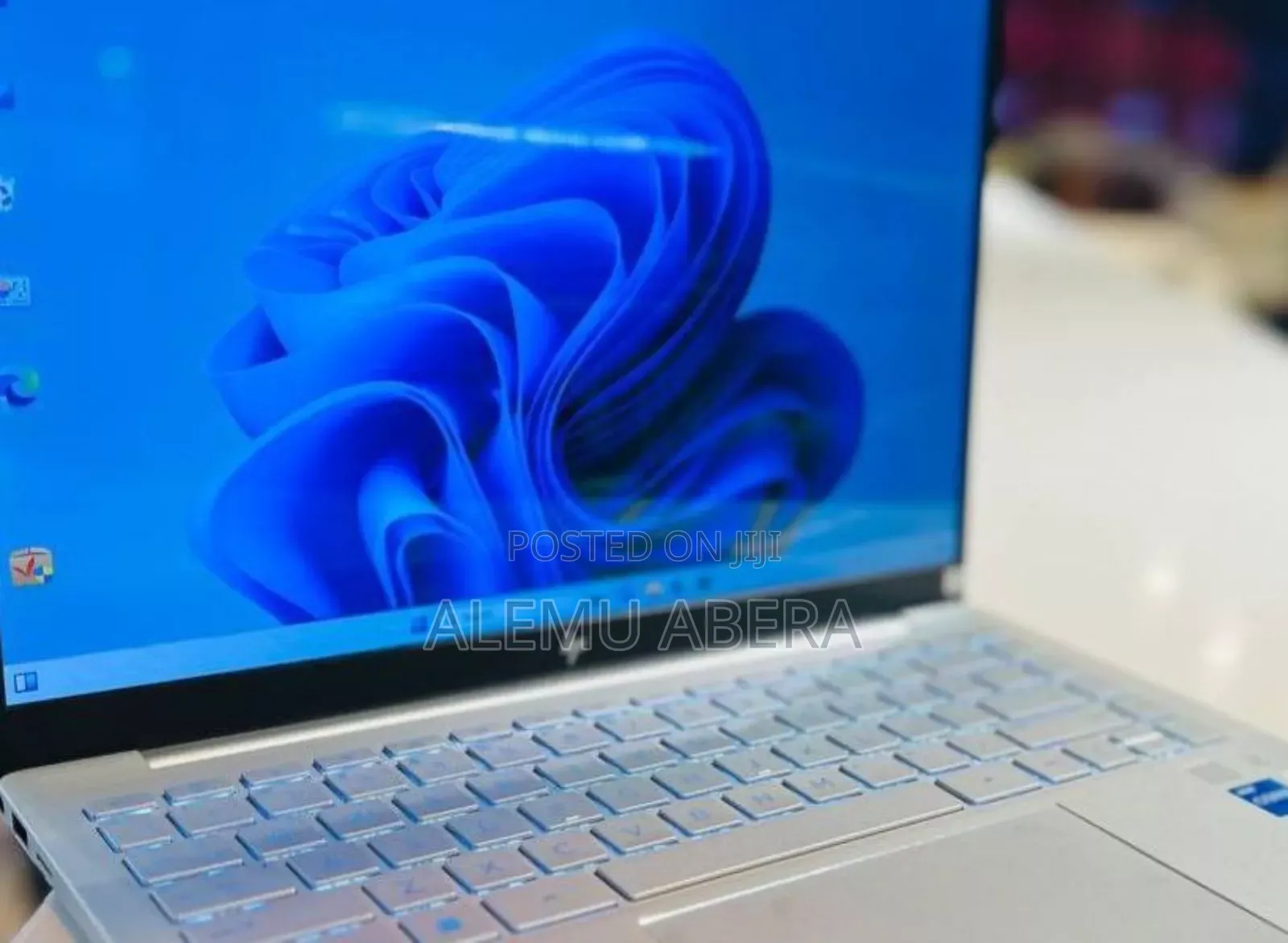 New Laptop HP Pavilion 13 16GB Intel Core I5 SSD 1T