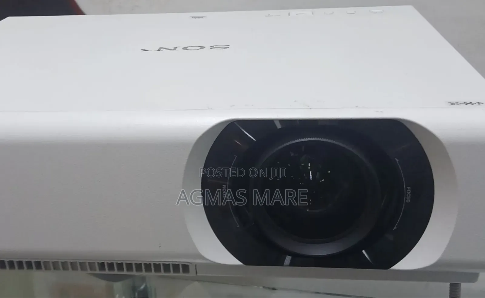 Home Cinema Projector Sony VPL-Ch350 Model Highlights Brigh