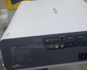 Home Cinema Projector Sony VPL-Ch350 Model Highlights Brigh