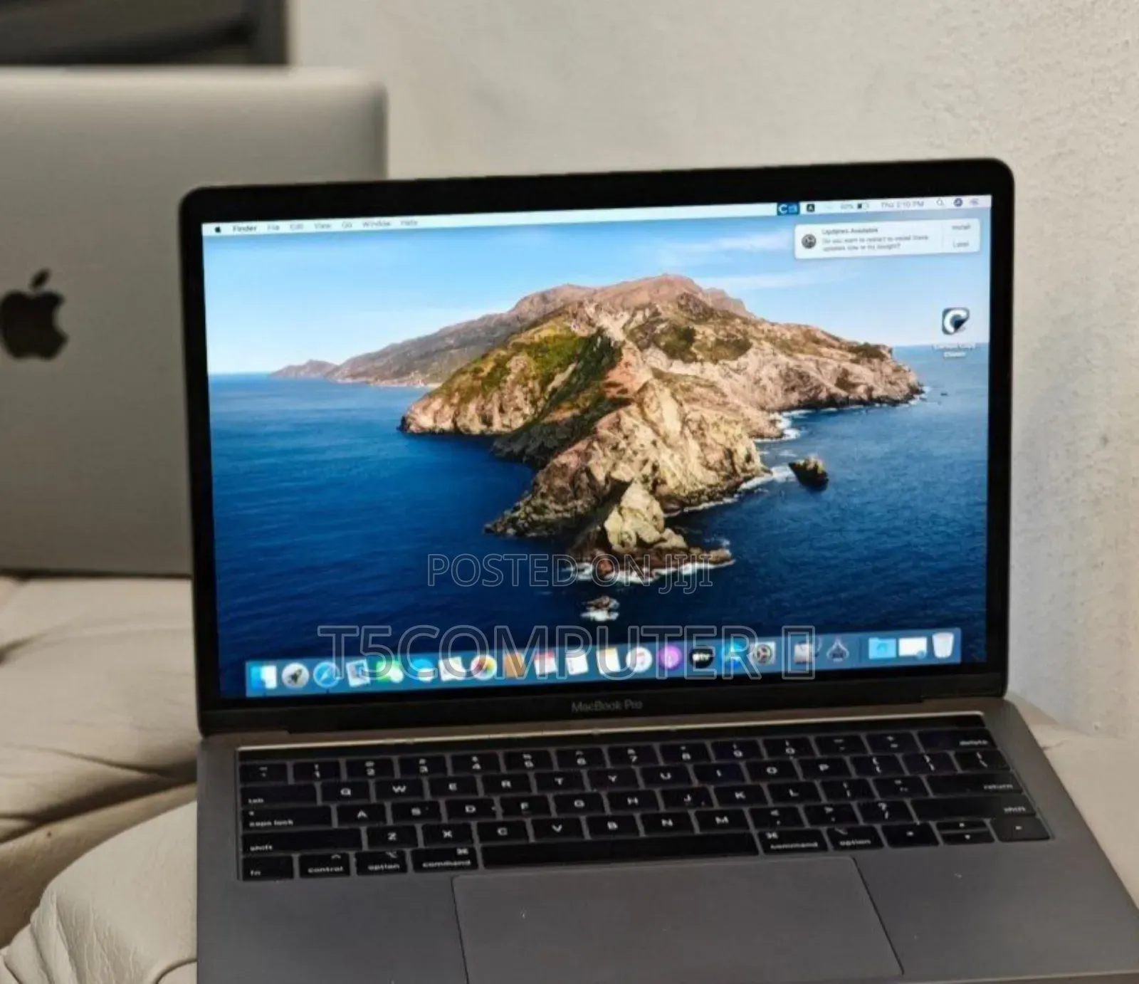 New Laptop Apple MacBook Pro 2019 16GB Intel Core I7 SSD 256GB