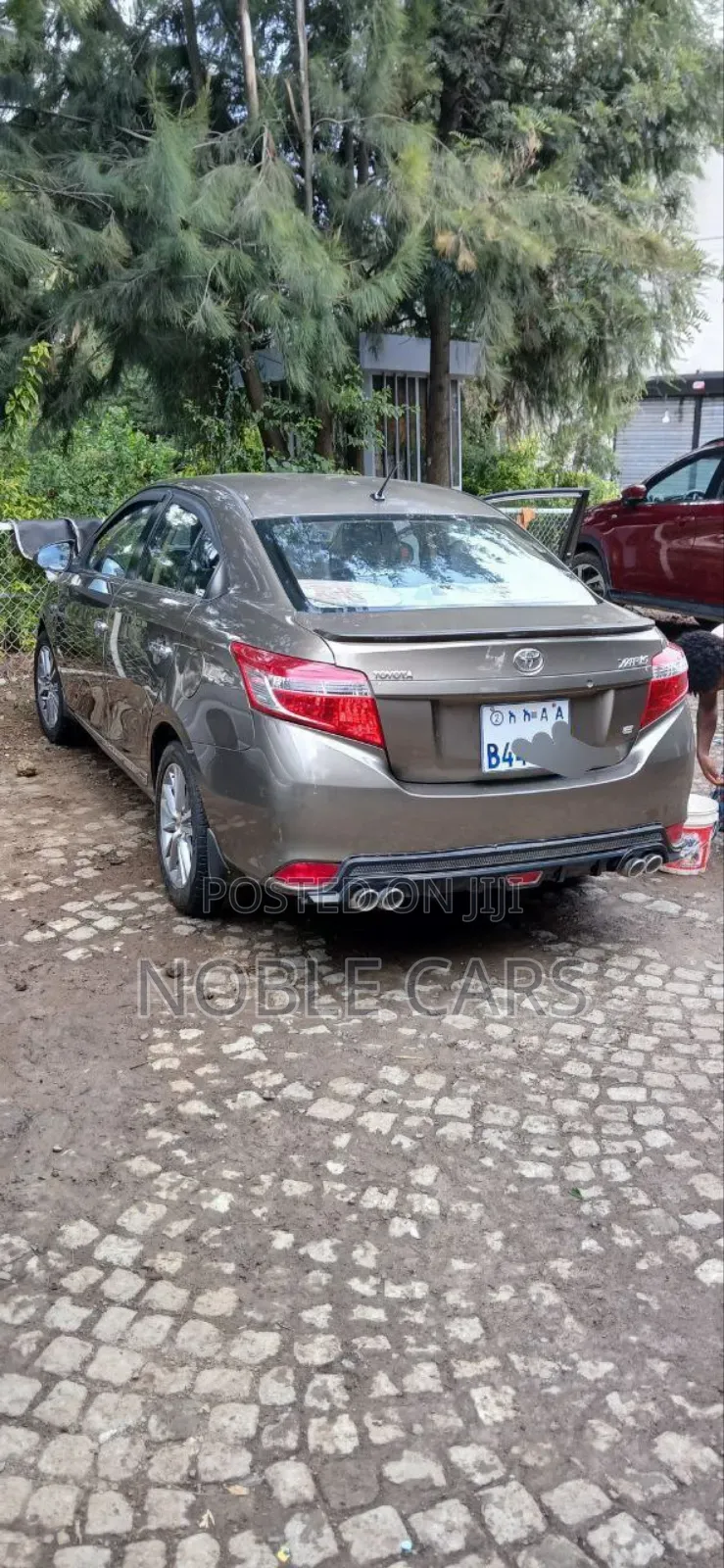 Toyota Yaris 2014 Brown