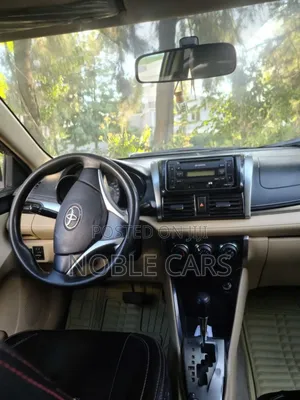 Toyota Yaris 2014 Brown