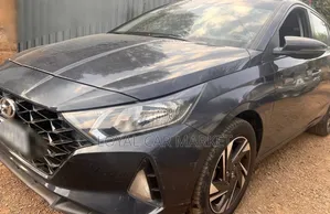 Hyundai i20 2021 Gray