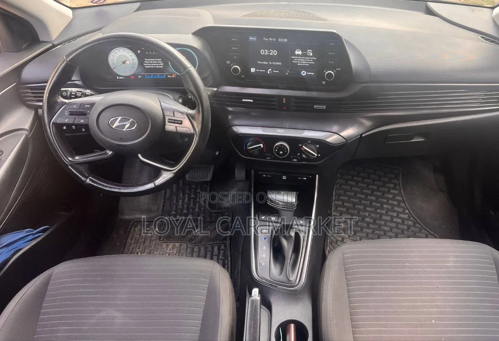 Hyundai i20 2021 Gray