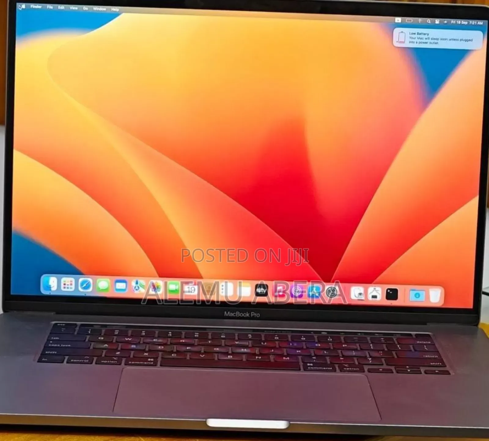 New Laptop Apple MacBook Pro 2019 16GB Intel Core I7 SSD 512GB