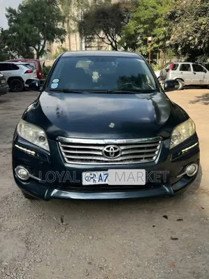 Photo - Toyota RAV4 2011 Black