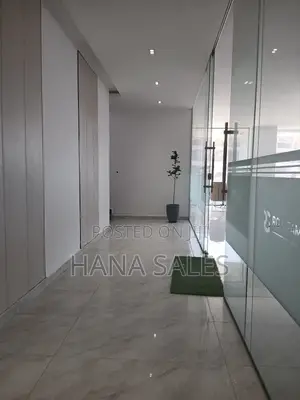 መሀል ቦሌ ላይ የንግድ ሱቅ ሽያጭ