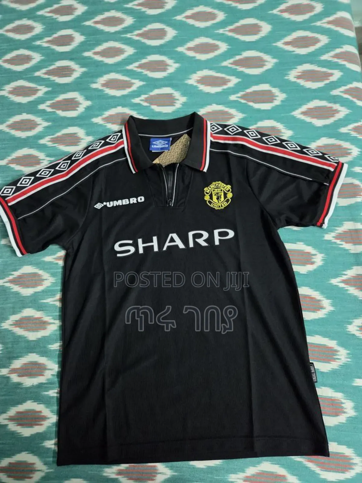 ኦሪጅናል ማሊያ Umbro #Manchester United 1998/99 Black Edition Kit Sharp