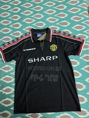 ኦሪጅናል ማሊያ Umbro #Manchester United 1998/99 Black Edition Kit Sharp